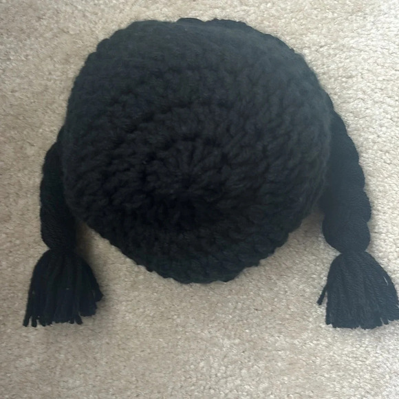 EUC Black Braids Crochet Hat - Picture 4 of 7
